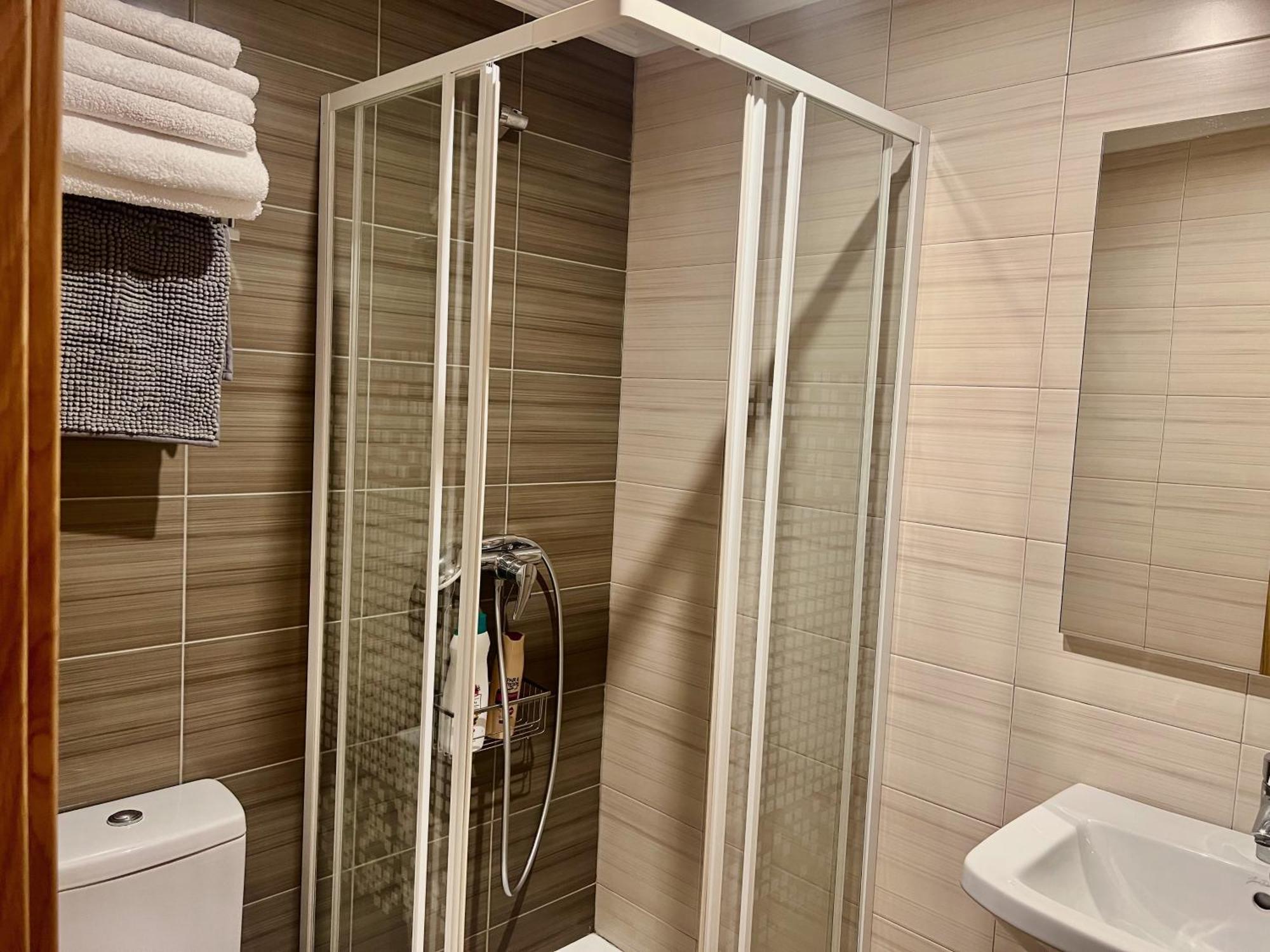 Apartamento Europa Prados Atenea Oviédo Exterior foto