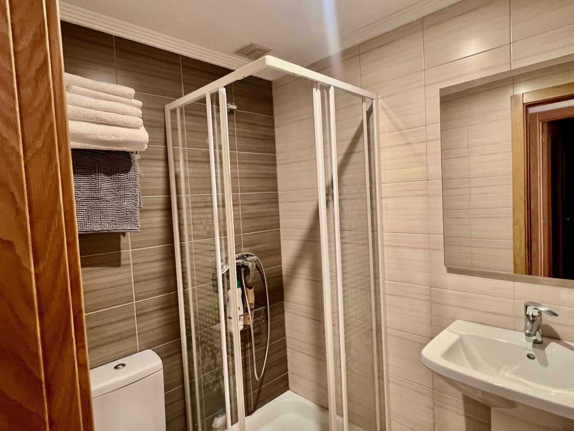 Apartamento Europa Prados Atenea Oviédo Exterior foto